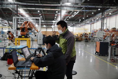 智能科技助力復(fù)蘇 上海企業(yè)機(jī)器人自生產(chǎn)，加速復(fù)工彌補(bǔ)疫情影響